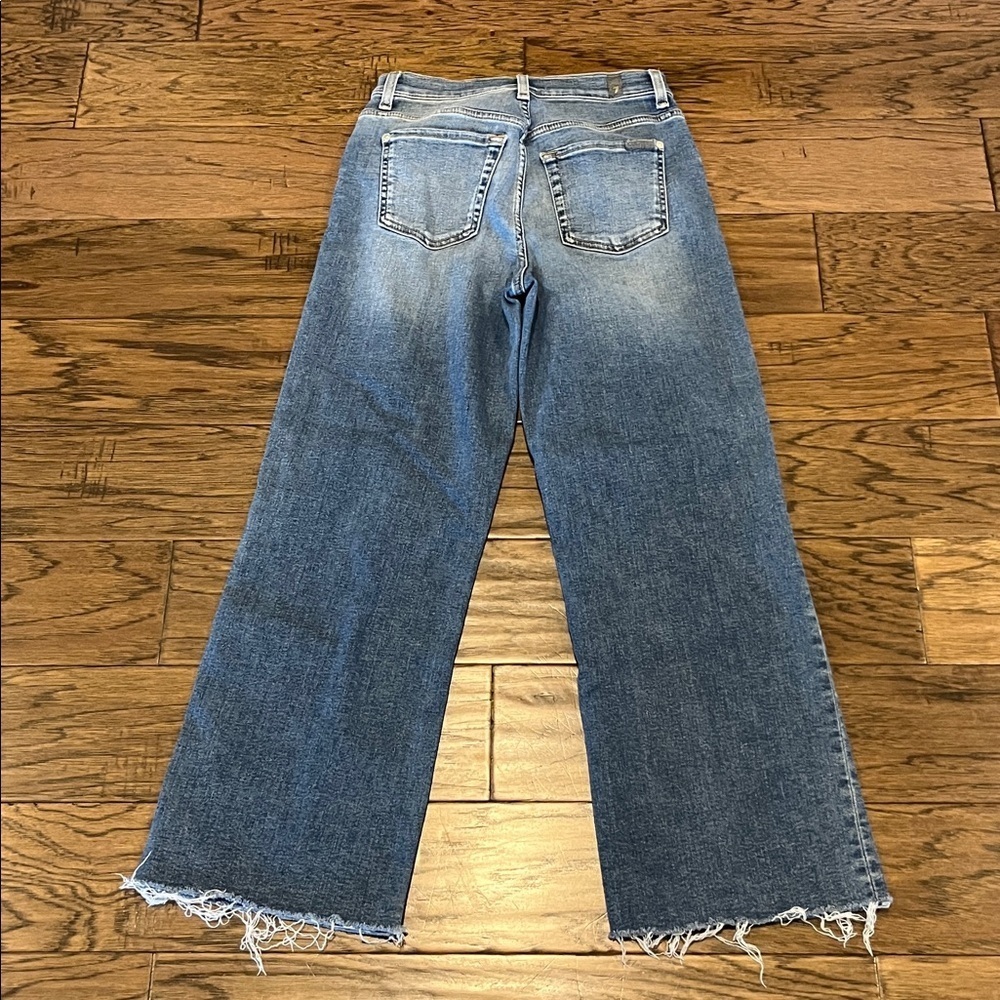 7 For All Mankind Women's Wide Leg Flare Jeans in Medium Blue - Picture 2 of 16